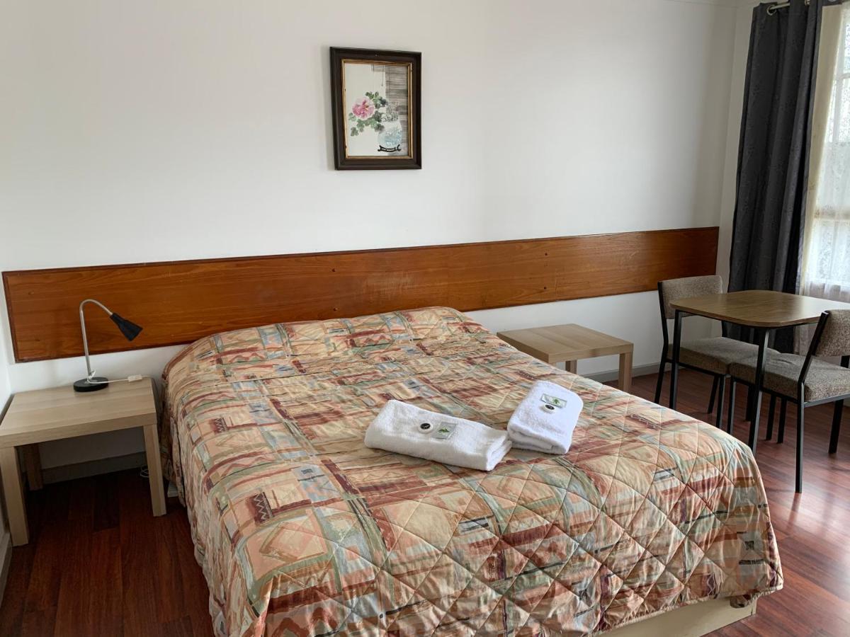 Beaconsfield Lodge Motel Extérieur photo